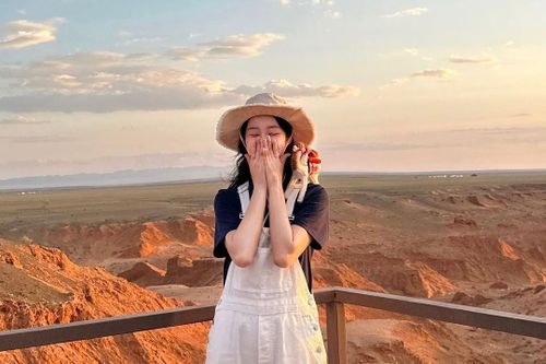 'Bà hoàng du lịch giá rẻ' Trung Quốc tái xuất