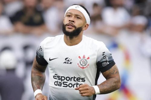 23 phút của Depay