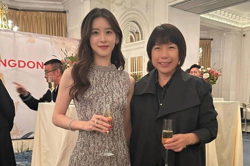 Hình ảnh gây sốt của 'em gái trà sữa' Chương Trạch Thiên
