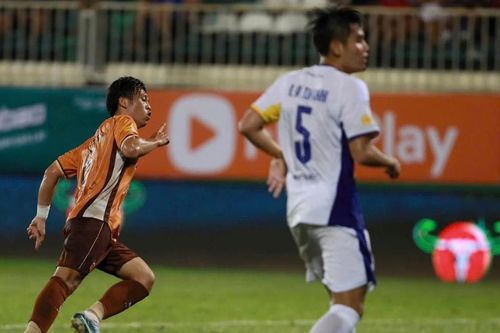 Nhà vô địch SEA Games mất 8 năm mới có bàn ra mắt HAGL ở sân chơi chuyên nghiệp