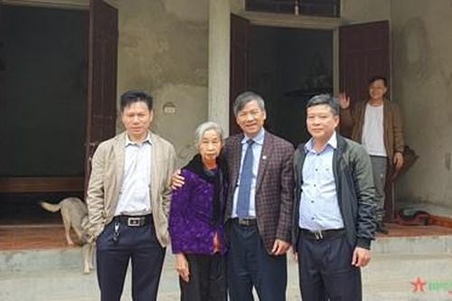 K8 - dấu ấn tình người