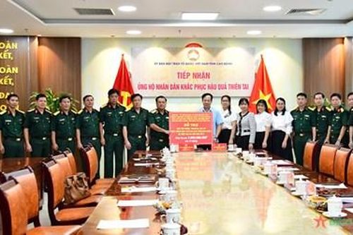 Quân khu 7 hỗ trợ thiết thực đồng bào miền Bắc