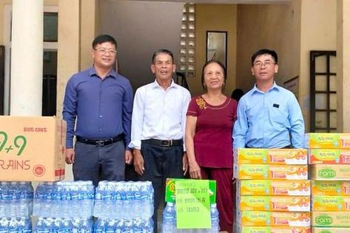 'Làng Hàn Quốc' ở Hà Tĩnh ủng hộ bà con vùng lũ phía Bắc gần 1 tỉ đồng