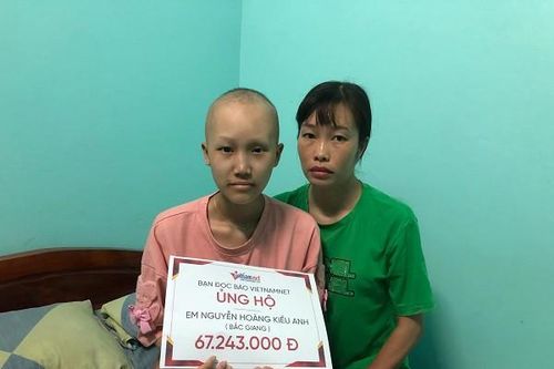 Trao hơn 67 triệu đồng đến em Nguyễn Hoàng Kiều Anh