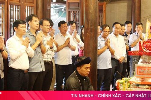 Trang trọng lễ giỗ Đức Thánh Trần ở đền Chợ Củi