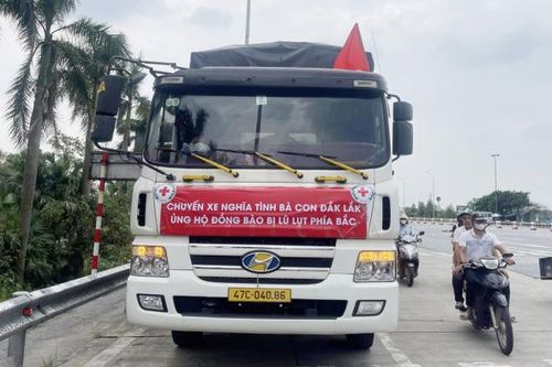 Điểm tựa tình người