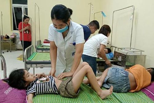 Bản tin 22/9: Thông tin mới nhất vụ 70 người phải cấp cứu với cùng biểu hiện