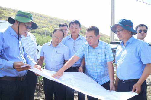 Dự án Đầu tư cơ sở hạ tầng vùng sản xuất và kiểm định tôm giống tập trung Ninh Vân: Sớm tháo gỡ vướng mắc để thu hút đầu tư