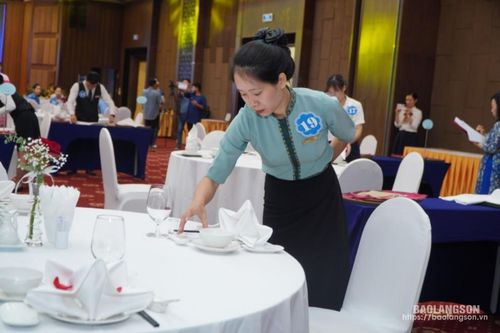 20 thí sinh tham gia Hội thi nghiệp vụ phục vụ bàn tỉnh Lạng Sơn năm 2024