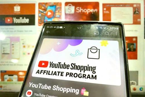 YouTube và Shopee bắt tay, cuộc chiến TMĐT ngày càng khốc liệt
