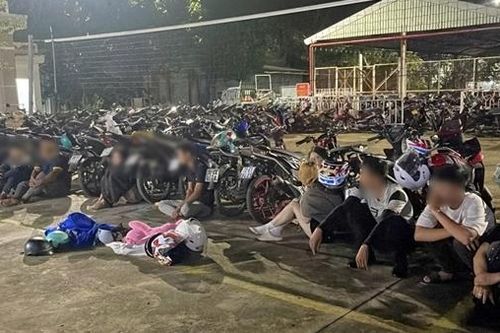 Xử lý nghiêm các nhóm thanh niên tụ tập đua xe, nẹt pô trên quốc lộ 51