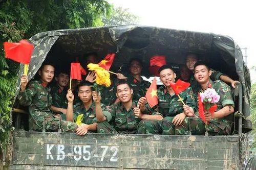 Thắm đượm tình quân với dân Yên Bái