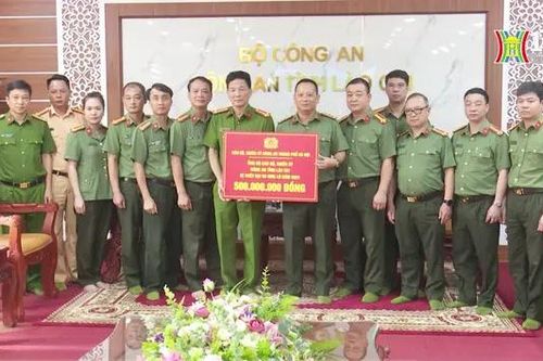 CATP Hà Nội thăm hỏi địa phương chịu thiệt hại sau bão