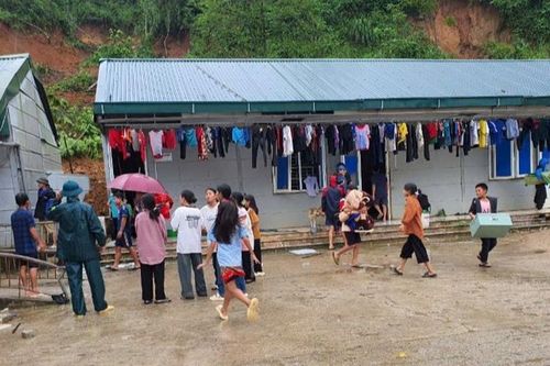 Thanh Hóa: Di dời hơn 200 học sinh vì sạt lở đất, học sinh toàn huyện Mường Lát nghỉ học ngày 23/9