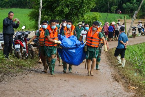 Sạt lở kinh hoàng ở Làng Nủ: Tìm thấy thi thể bé trai 1 tuổi