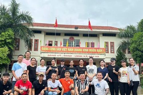 Nghệ sĩ và hai tiếng 'đồng bào' thiêng liêng
