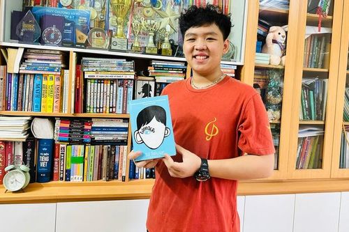 Hồ sơ khủng của nam sinh lớp 9 giành học bổng tiền tỉ của Chính phủ Singapore