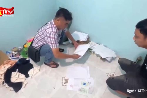 'Đánh sập' đường dây làm giả giấy tờ quy mô lớn từ Campuchia về Việt Nam tiêu thụ