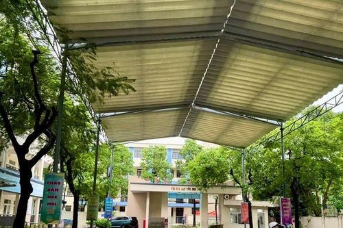 Hà Nội vẫn còn 20 trường chưa thể dạy học trực tiếp sau bão số 3