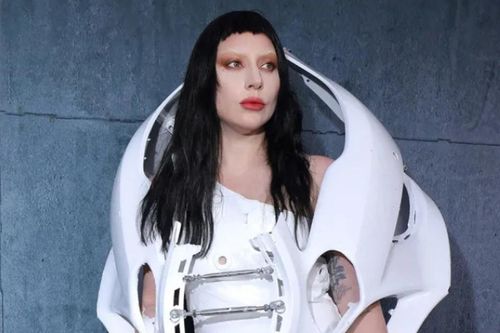 Lady Gaga tiết lộ về album phòng thu mới