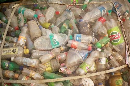 Guine sẽ cấm nhựa dùng một lần trên phạm vi toàn quốc