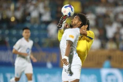 Nam Định FC có 3 điểm đầu tiên ở V-League 2023/24
