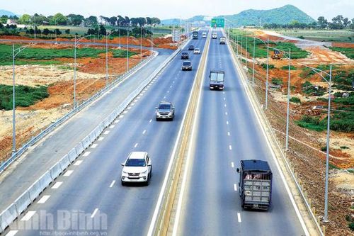 Ninh Bình: Đẩy nhanh tiến độ giải phóng mặt bằng thực hiện các dự án đầu tư xây dựng tuyến đường bộ cao tốc