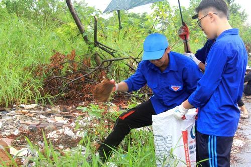 Phát động chiến dịch 'Làm cho thế giới sạch hơn' năm 2024