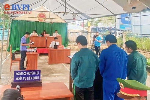 VKSND huyện Mỹ Tú phối hợp tổ chức phiên tòa xét xử lưu động phòng chống ma túy