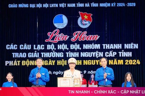 Cán bộ công an nhiệt huyết với các hoạt động cộng đồng