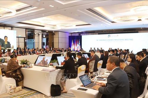 Hội nghị Bộ trưởng Kinh tế ASEAN lần thứ 56 và các hội nghị liên quan thành công tốt đẹp