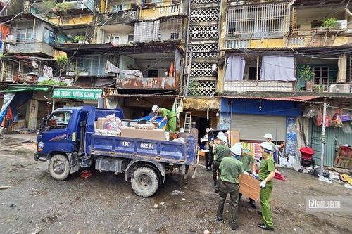 Hải Phòng: Hoàn thành di chuyển tài sản khỏi 2 tòa chung cư bị nghiêng