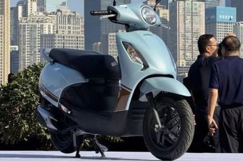 Xe tay ga huyền thoại Honda Spacy được hồi sinh