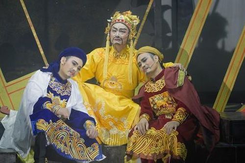 Vở cải lương 'Mặt trời đêm thế kỷ' ủng hộ đồng bào bị ảnh hưởng bởi bão số 3
