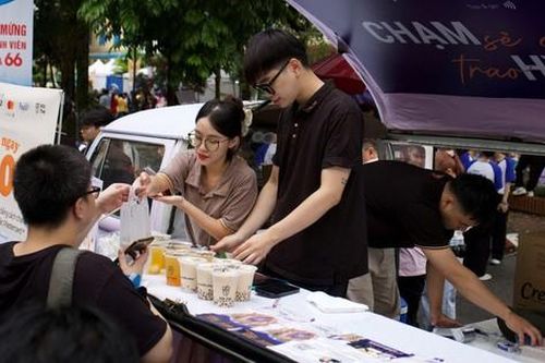 Sinh viên ĐH Kinh tế quốc dân trải nghiệm thú vị tại NEU CLUB DAY 2024