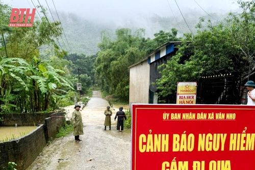 Bá Thước có 5 thôn bị chia cắt do ngập lụt