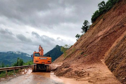 Kịp thời khắc phục sự cố giao thông