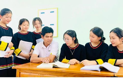 Chú trọng xây dựng văn hóa ứng xử trong nhà trường