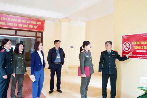 Xây dựng môi trường không khói thuốc lá