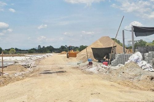 Nỗ lực ngăn chặn nạn 'rút ruột' rú cát