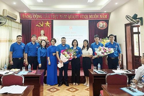 Chi đoàn cơ sở Sở Xây dựng tỉnh Điện Biên tiếp tục nâng cao nghiệp vụ, sức trẻ và sự sáng tạo