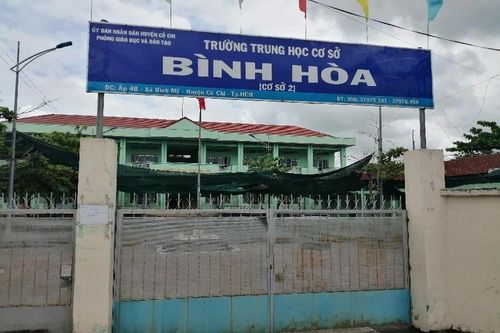 TP. Hồ Chí Minh: Phụ huynh bị vận động góp 200.000 đồng làm đường bê tông ở Củ Chi