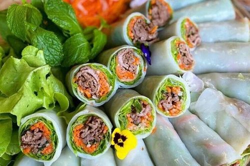 Phở cuốn - khúc biến tấu của phở ở Hà Nội