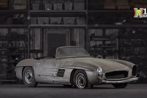Chiếc xe cổ Mercedes 300SL được đấu giá 24 tỷ đồng