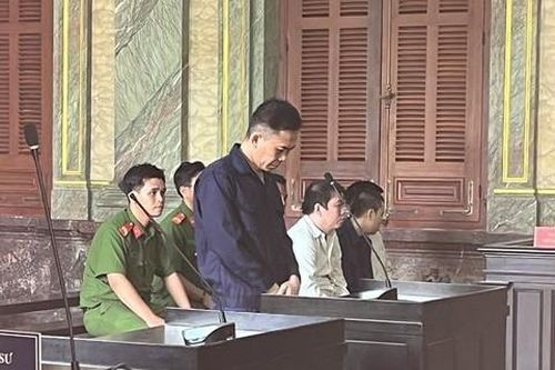 Lãnh 12 năm tù vì lừa cho thuê khu 'đất vàng' chiếm đoạt 100.000 USD
