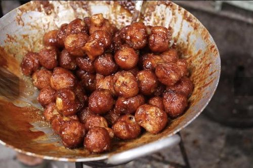 Những quán bánh rán ngon lâu năm tại Hà Nội
