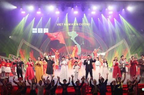 Chương trình nghệ thuật 'Việt Nam kiên cường': Thành công lan tỏa thông điệp đoàn kết, sẻ chia