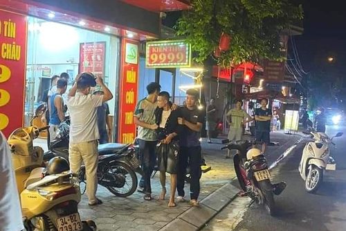 Gã thanh niên manh động cướp tiệm vàng ở Hải Dương