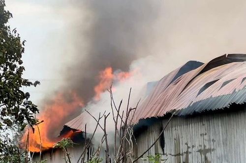 Cháy dữ dội tại xưởng mây, tre đan ở Chương Mỹ, Hà Nội