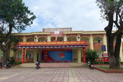 Huyện Chương Mỹ, thầy và trò duy trì việc dạy, học trong mùa lũ